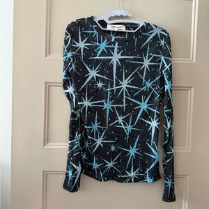 Diane von Furstenberg Logan Metallic Mesh Top
in Huge Magic Stars Blue